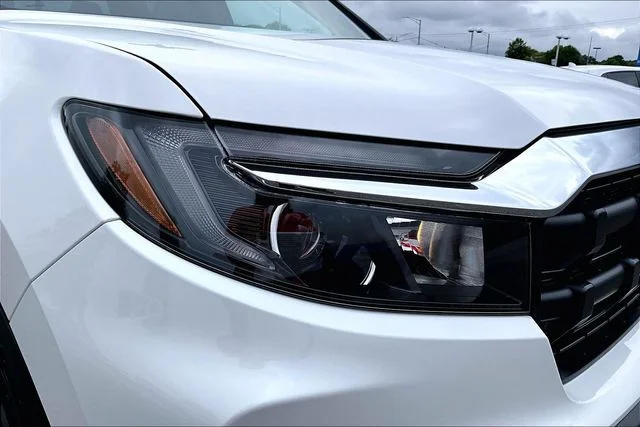 New 2026 Platinum White Pearl Honda RTL image 15