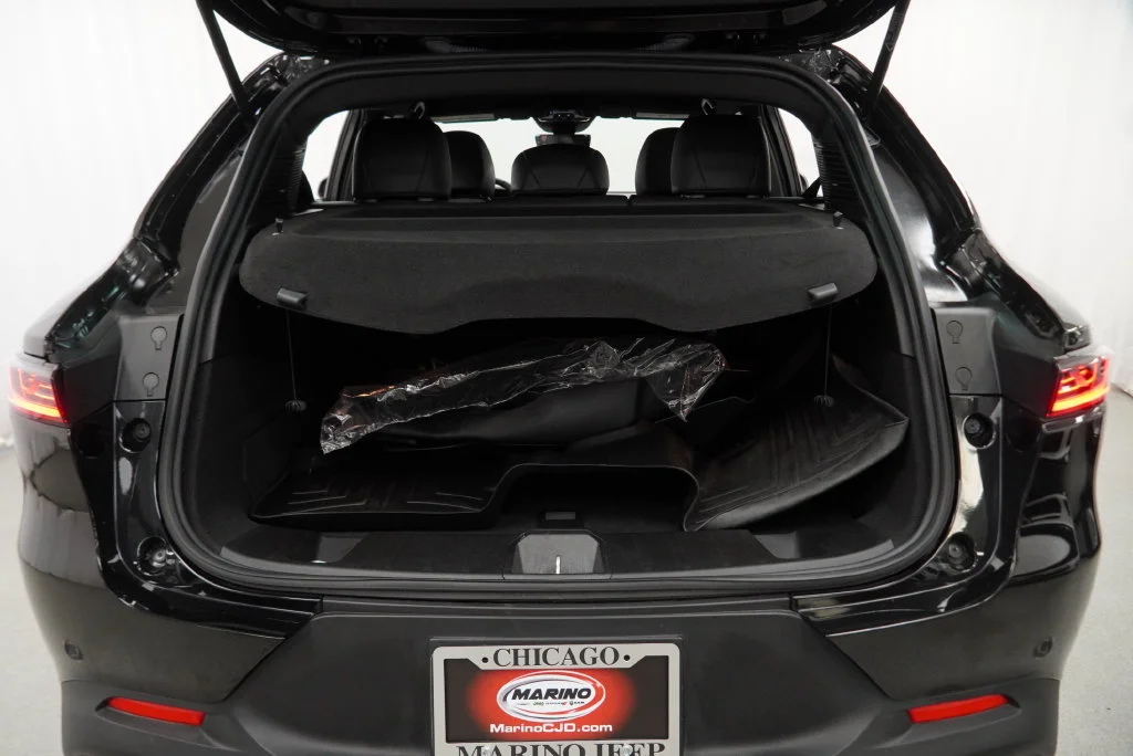 Used 2024  Dodge GT image 40