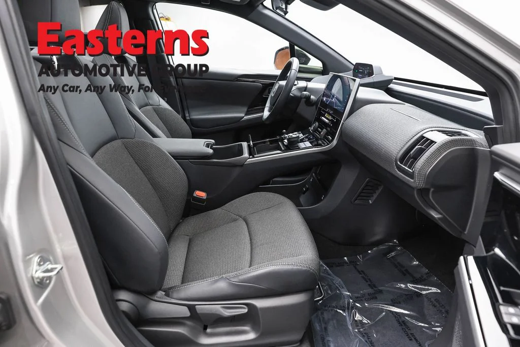 Used 2024 Silver Toyota XLE image 24