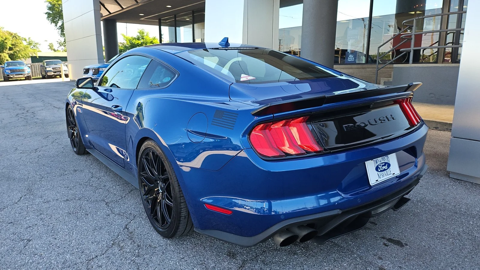 Used 2022 Blue Ford GT Premium image 3