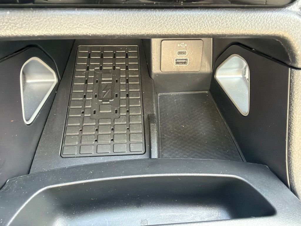 Used 2024 Blue Ford Lariat image 29