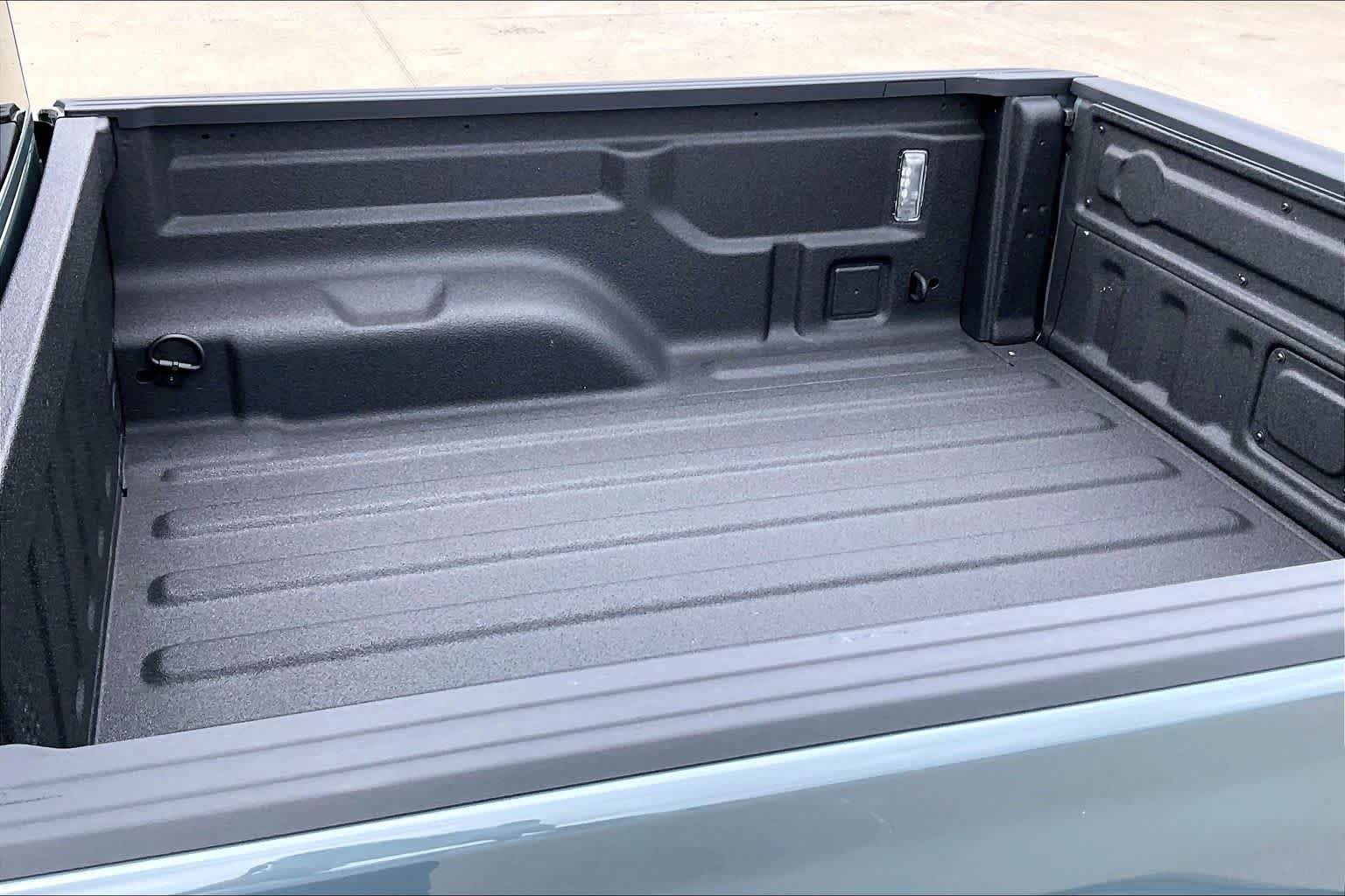 New 2026 Anvil Clearcoat Jeep Mojave image 16