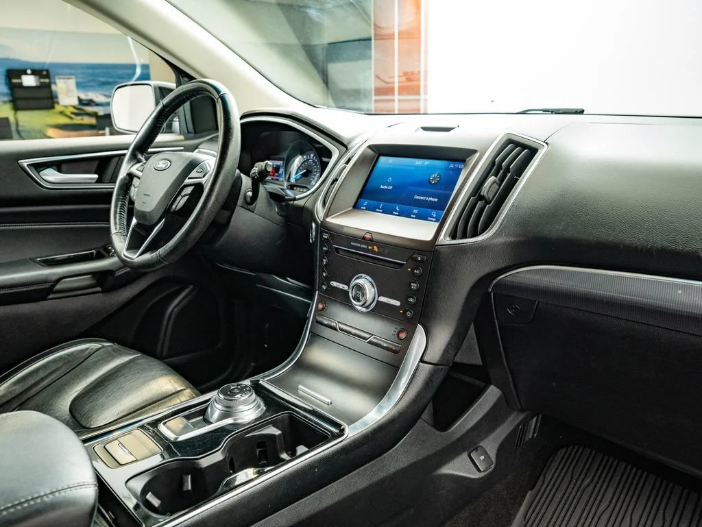 Used 2019 Agate Black Metallic Ford Titanium image 48