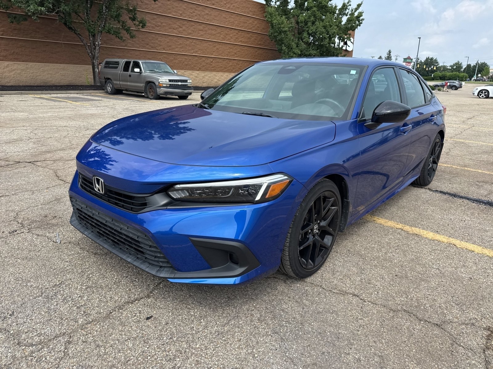 Certified Used 2023 Aegean Blue Metallic Honda Sport image 9