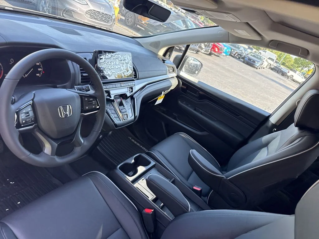 New 2026 Modern Steel Metallic Honda Touring image 20