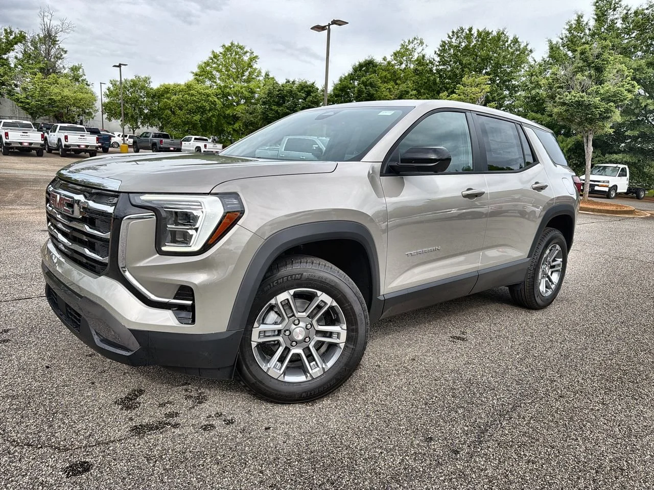 2026 GMC Terrain Elevation FWD's photo