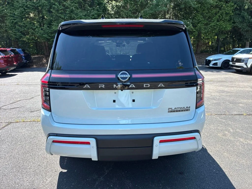 New 2026 Everest White TriCoat / Super Black Two-tone Nissan Platinum Reserve image 7