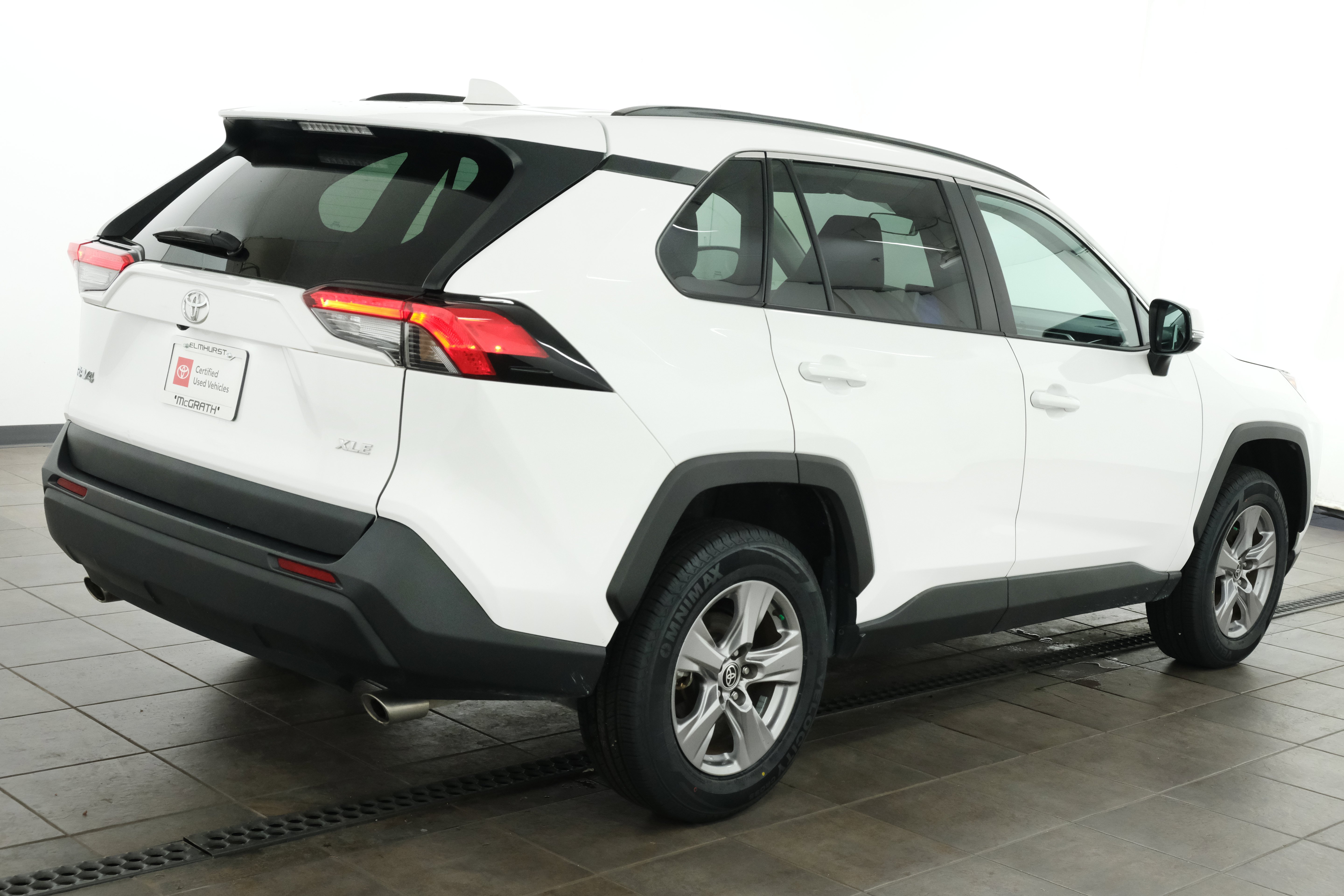 Certified Used 2025 Ice Cap Toyota XLE image 6