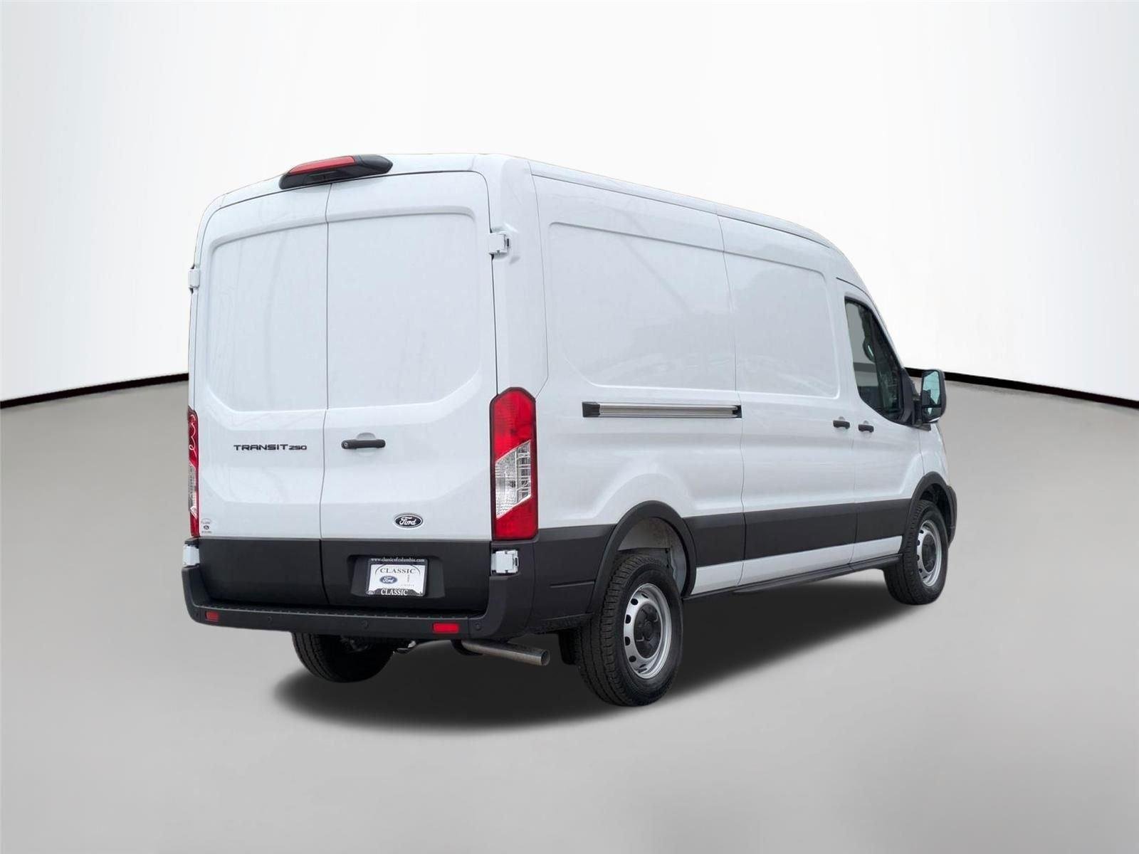 New 2026 Oxford White Ford Cargo Van image 5