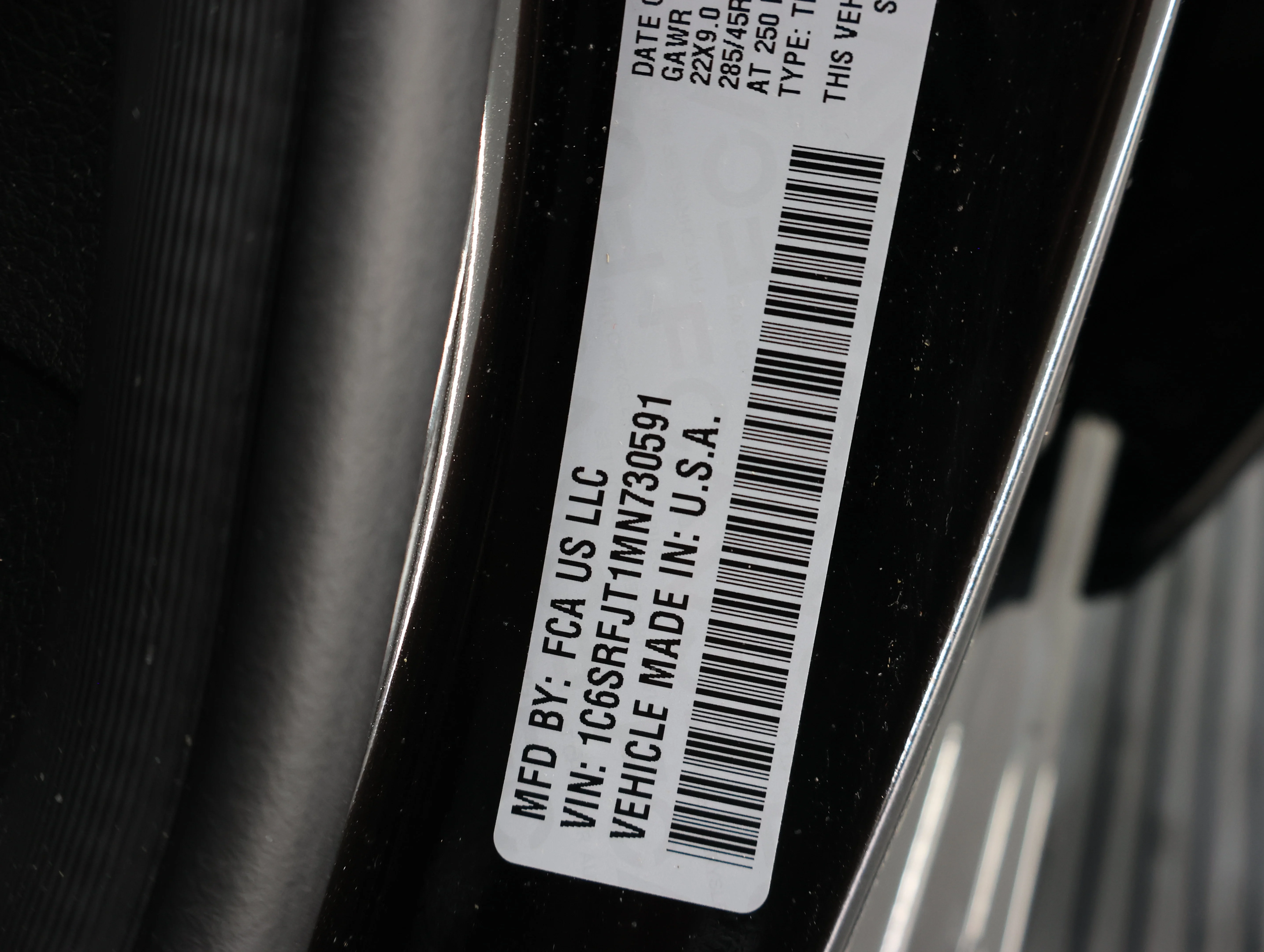 Used 2021 Diamond Black Crystal Pearlcoat Ram Laramie image 61