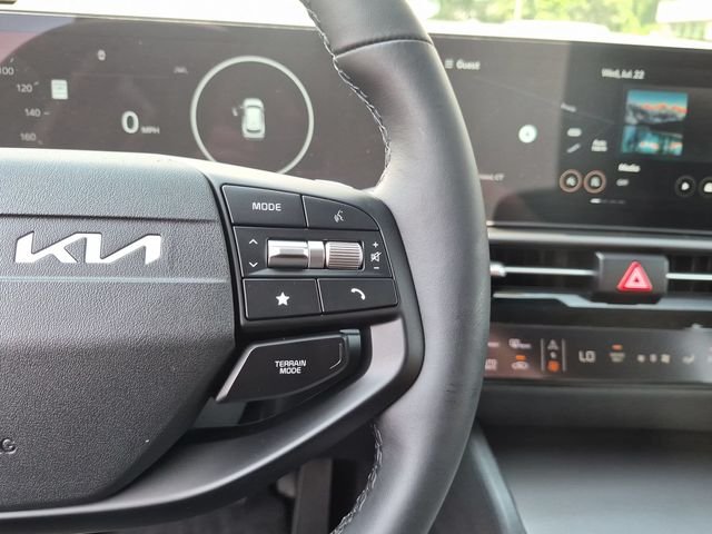 New 2027 Heritage Blue Kia SX Prestige image 16