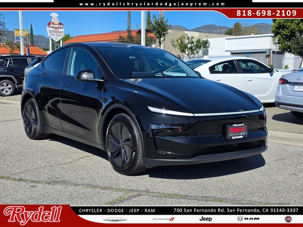 2026 Tesla Model Y Long Range RWD