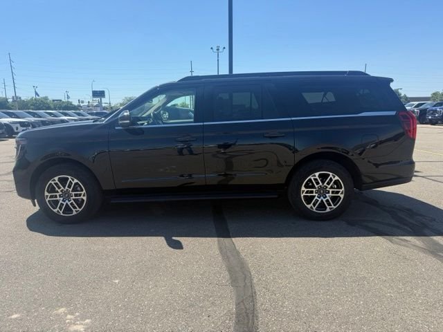 Used 2025 Black Ford Active image 7