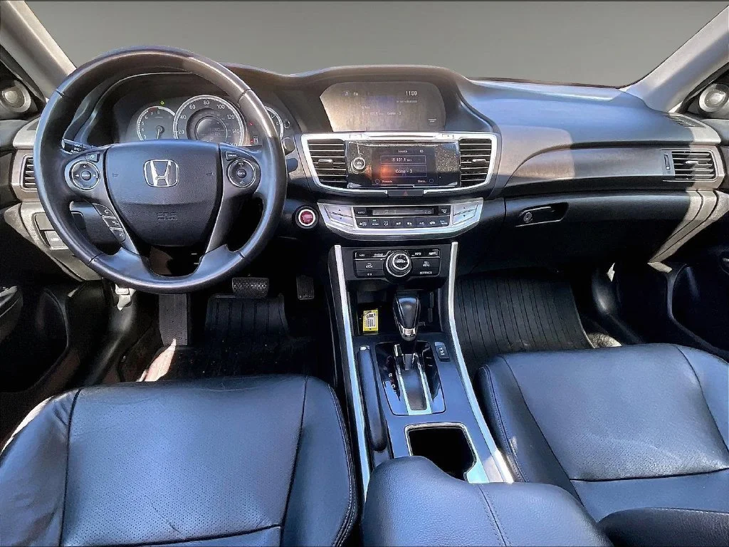 Used 2013 Gray Honda EX-L image 21