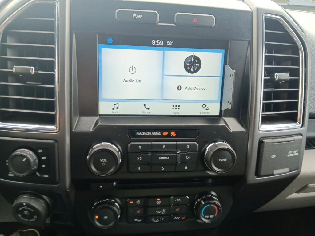 Used 2016 Blue Jeans Metallic Ford XLT image 22