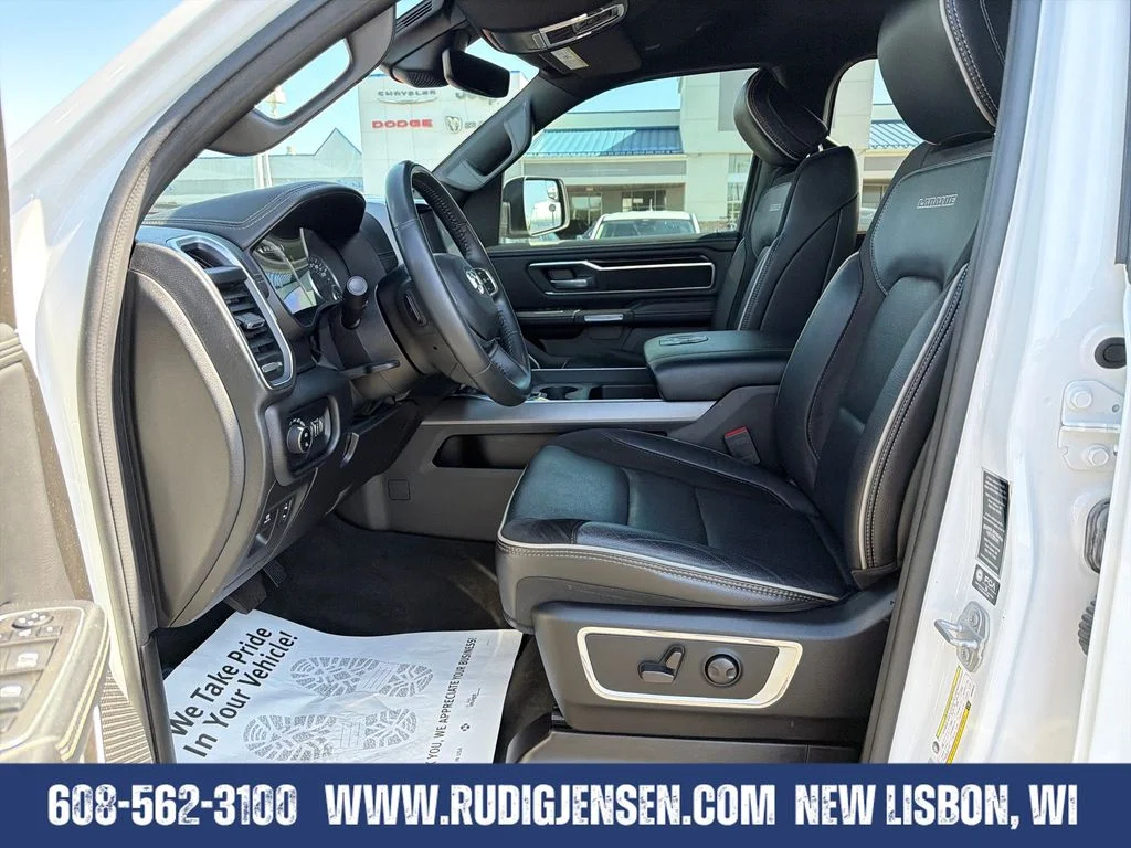 Used 2022 White Ram Laramie image 11