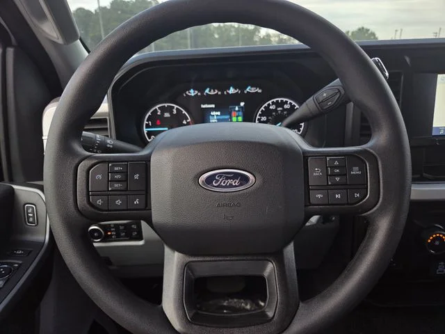 New 2026 Oxford White Ford F-250® XLT image 17