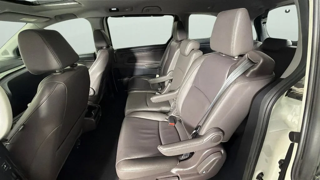 Used 2019 White Honda EX-L image 28