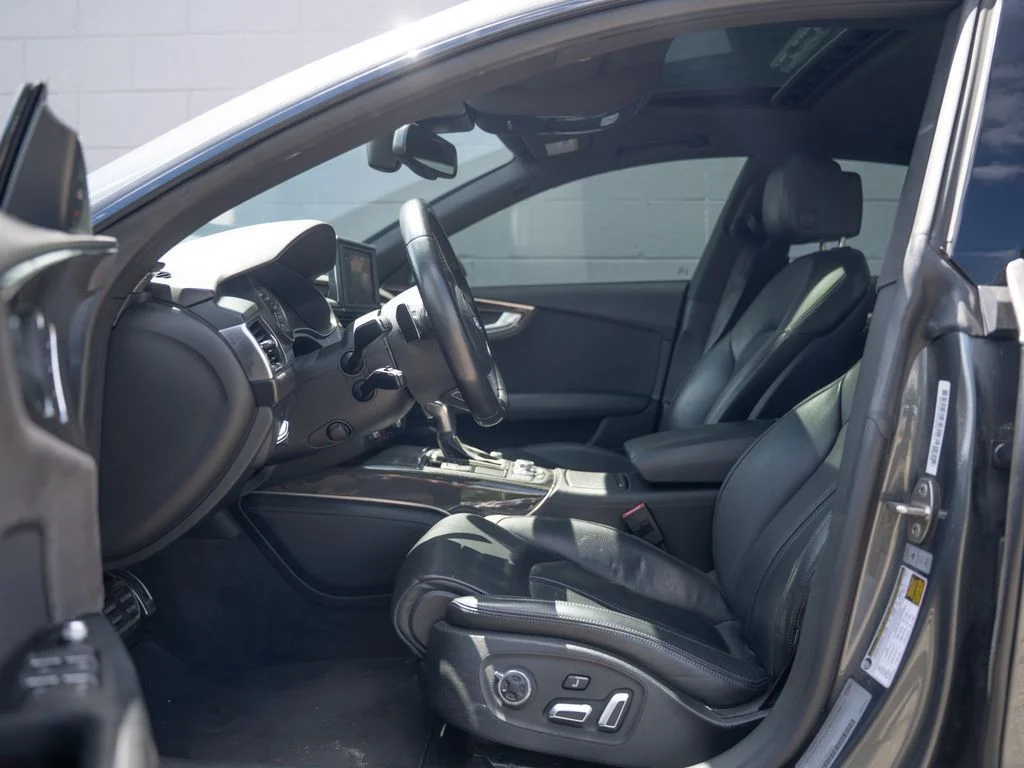 Used 2017 Gray Audi 4.0T Premium Plus image 17