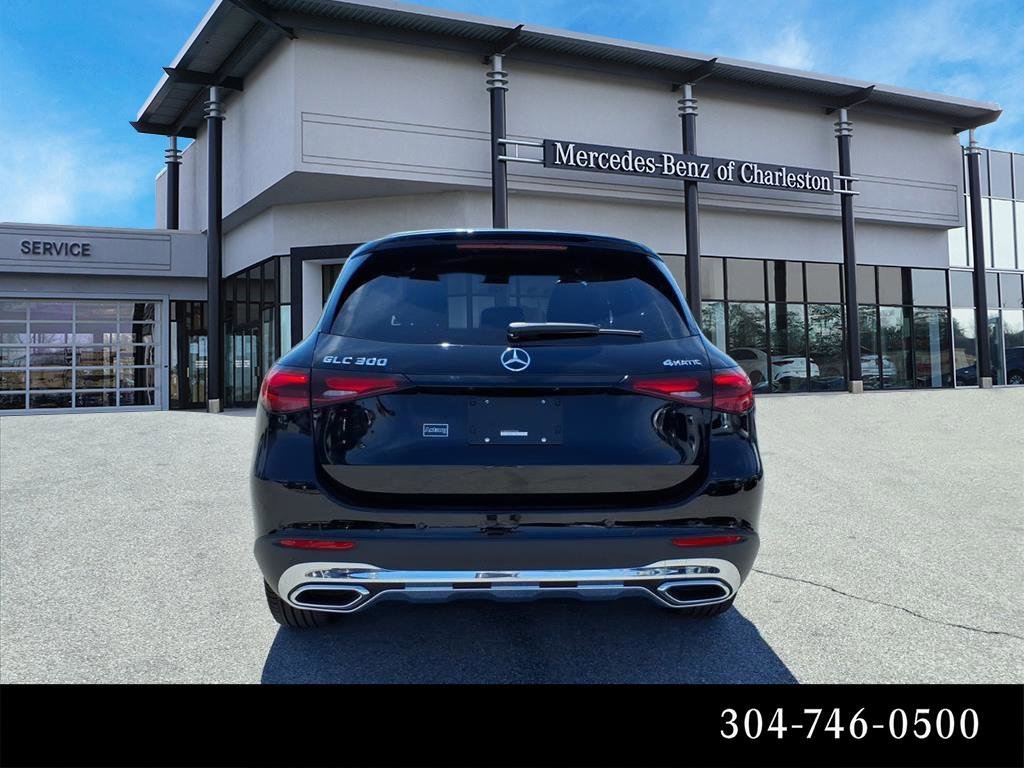 New 2026 Black Mercedes-Benz GLC 300 image 4