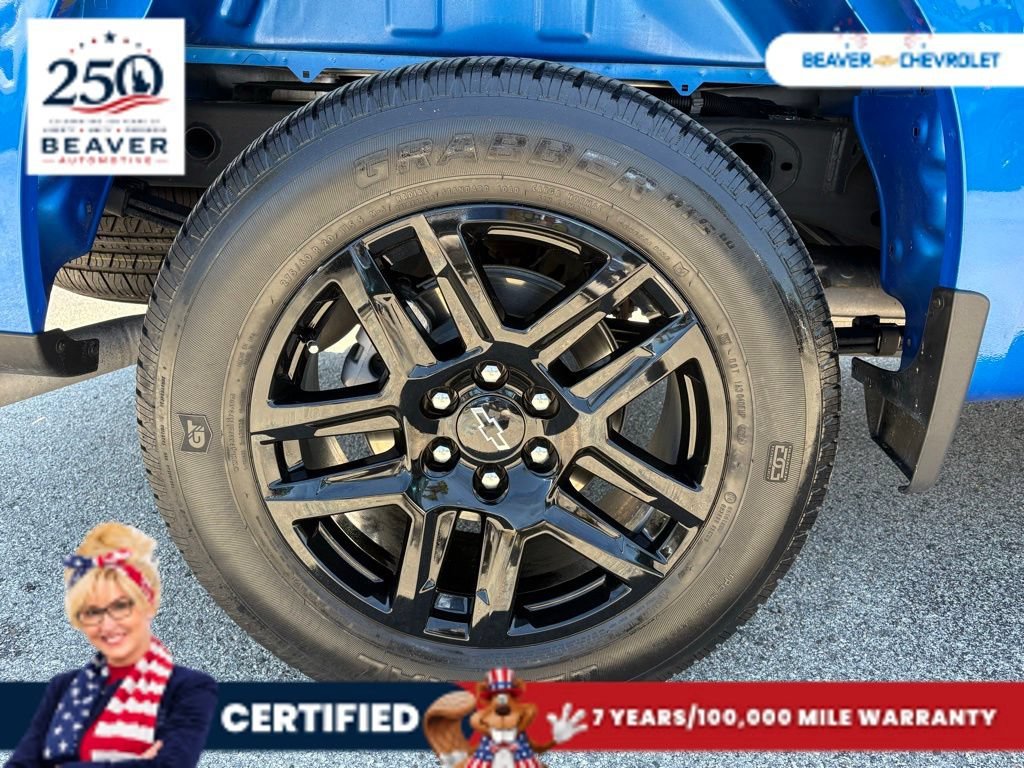 Used 2025 Riptide Blue Metallic Chevrolet Custom image 10