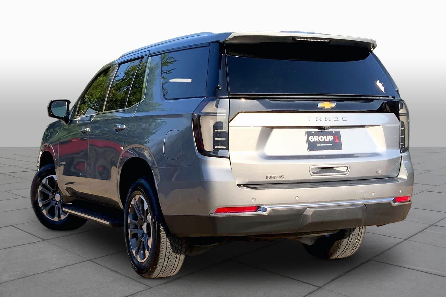Used 2025 Sterling Gray Metallic Chevrolet LT image 11