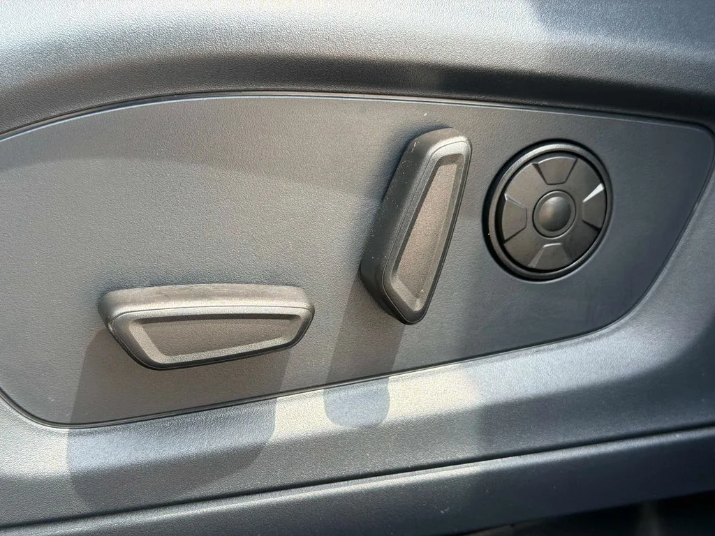 Used 2025 Vapor Blue Ford ST-Line image 21