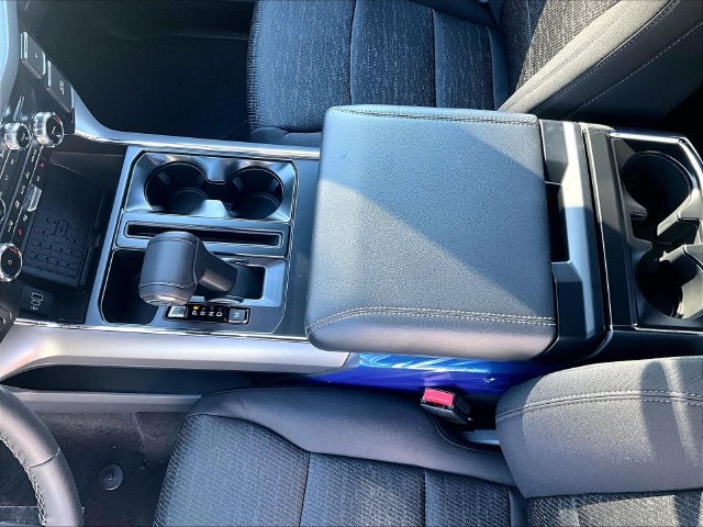 New 2026 Oxford White Ford XLT image 8