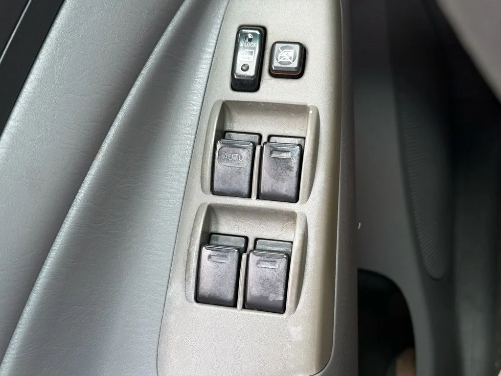 Used 2011 Gray Toyota PreRunner image 25