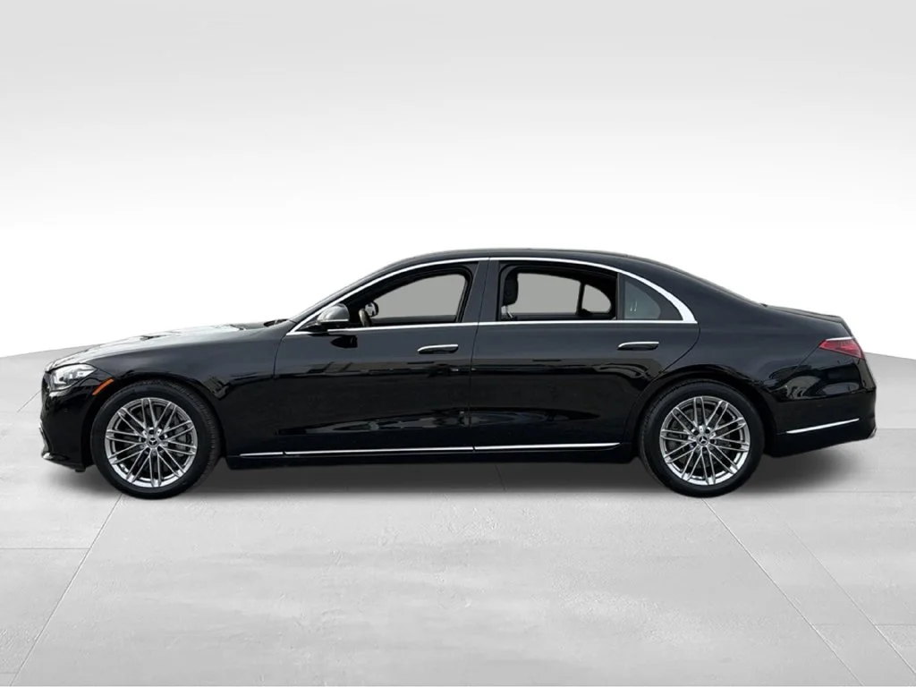 Used 2022 Black Mercedes-Benz S 580 image 5