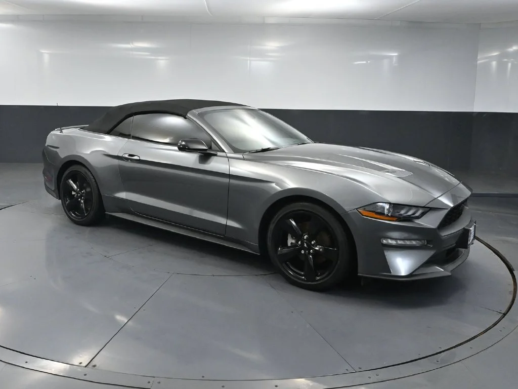2022 Ford Mustang