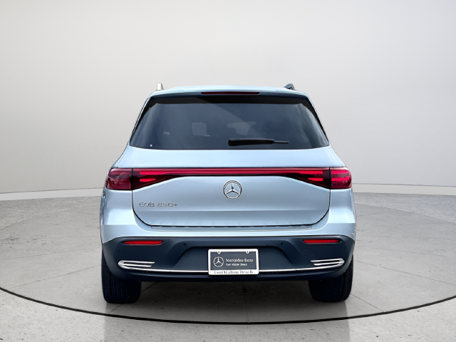 Used 2025 Silver Mercedes-Benz 250+ image 5