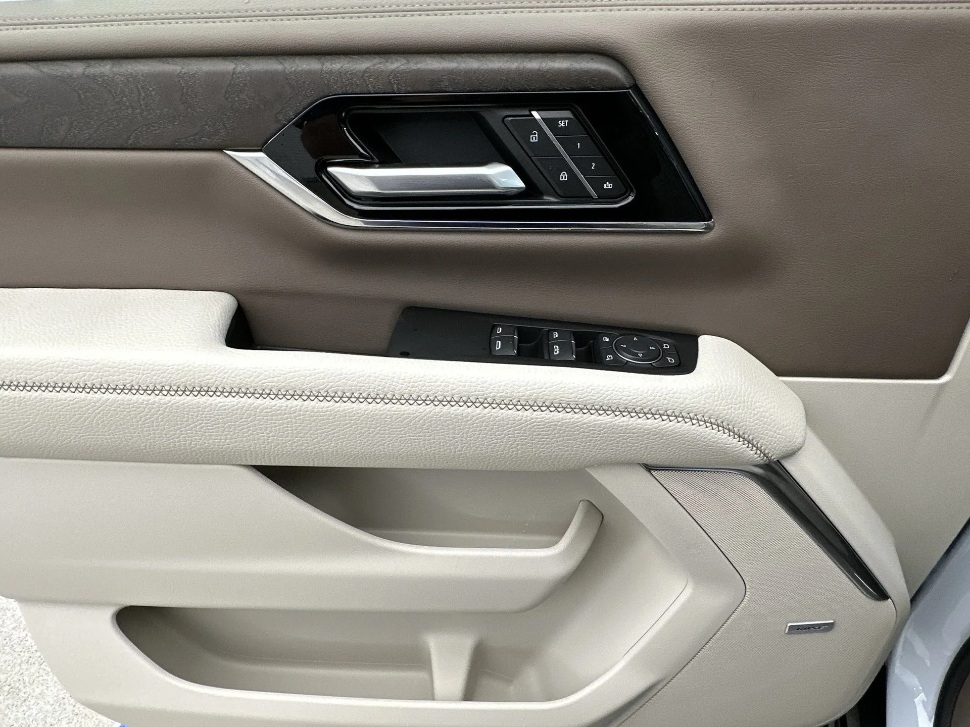 2026 GMC Yukon Denali - Photo 64