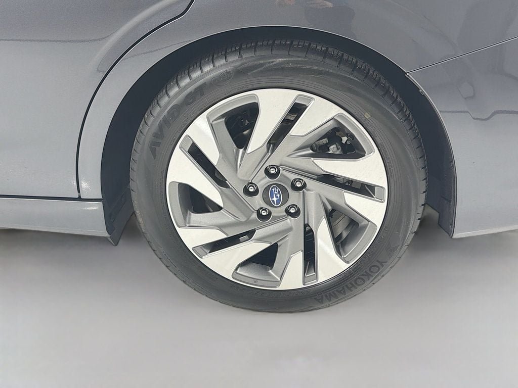 Used 2025 Magnetite Gray Metallic Subaru Limited AWD image 33