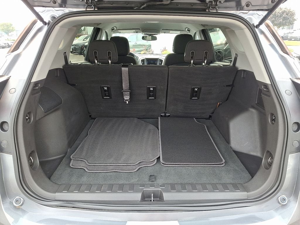 Used 2018 Steel Metallic GMC SLE image 30