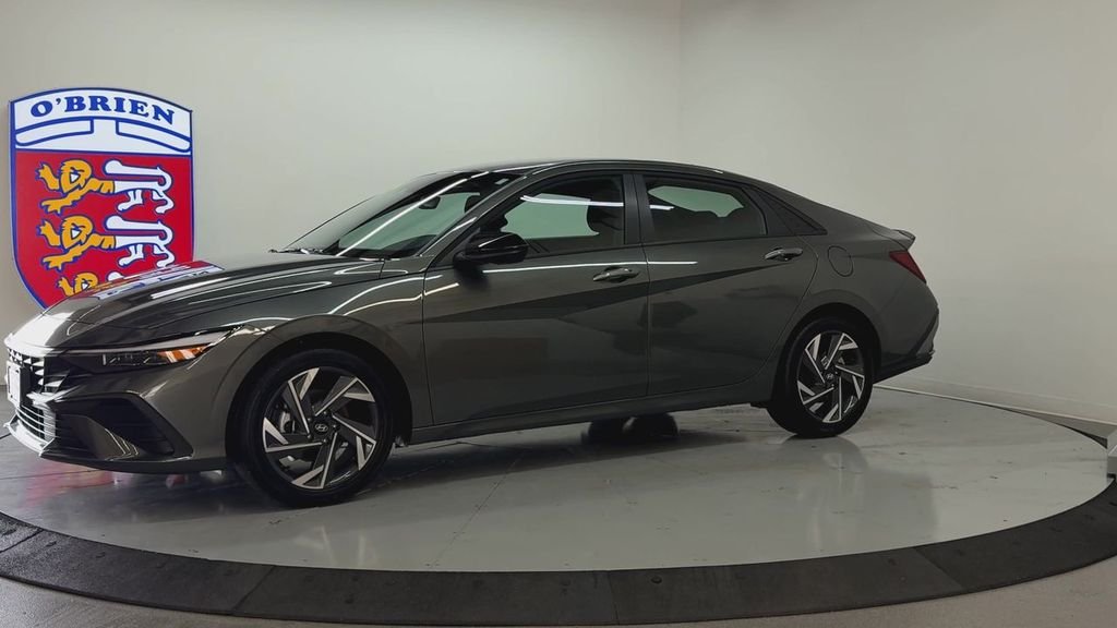 2025 Hyundai Elantra SEL - Photo 8