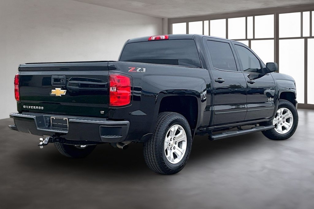 Used 2018 Black Chevrolet LT image 2