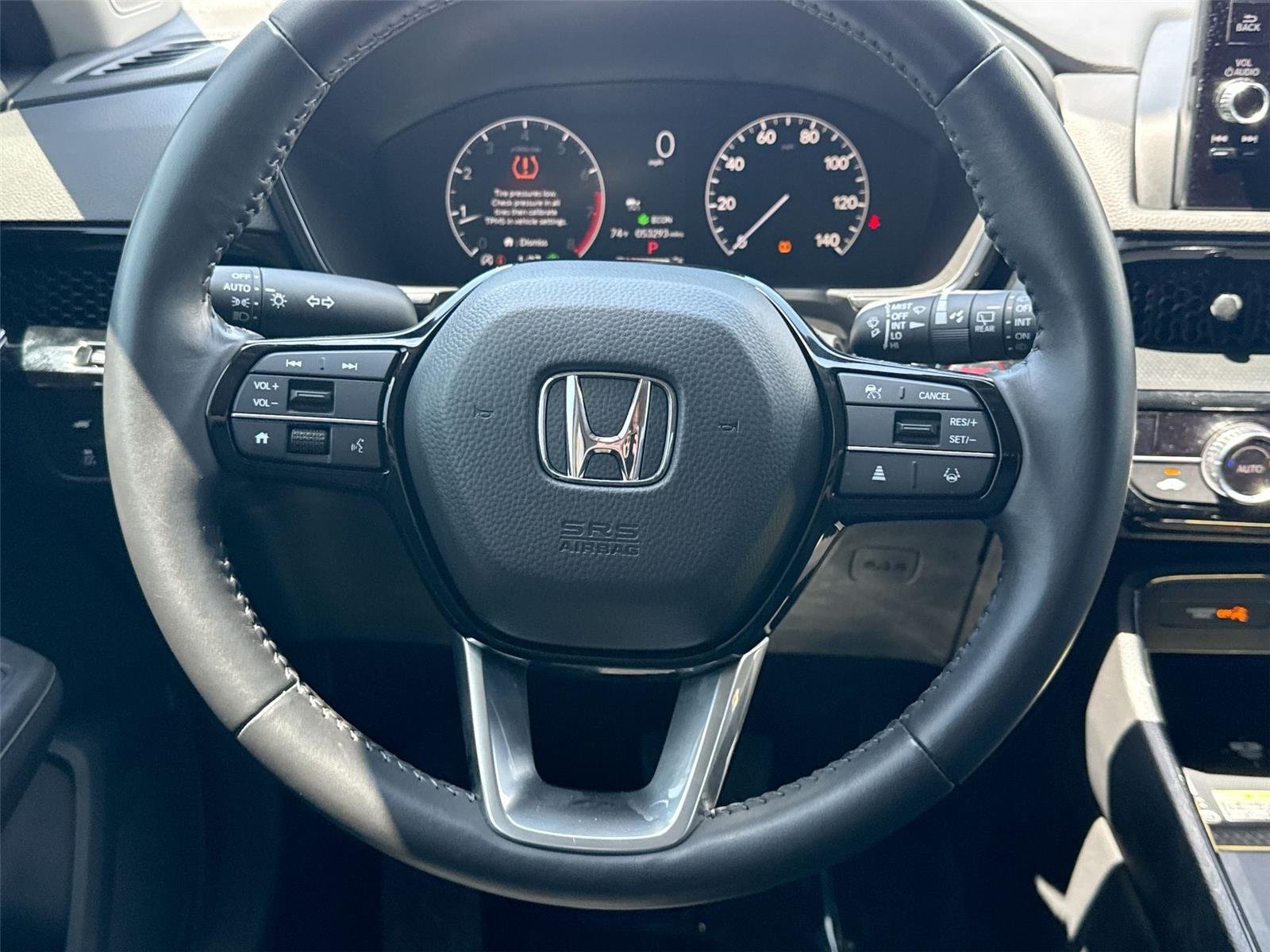 Used 2025 Meteorite Gray Metallic Honda EX-L image 22