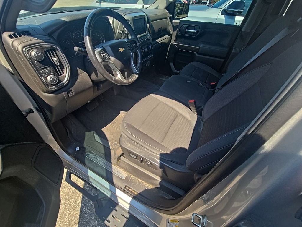 Used 2020 Silver Chevrolet LT image 12