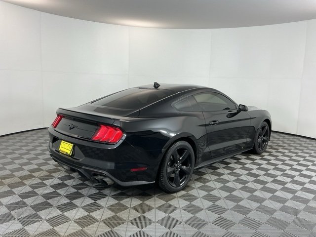 2021 Ford Mustang EcoBoost Premium photo 4