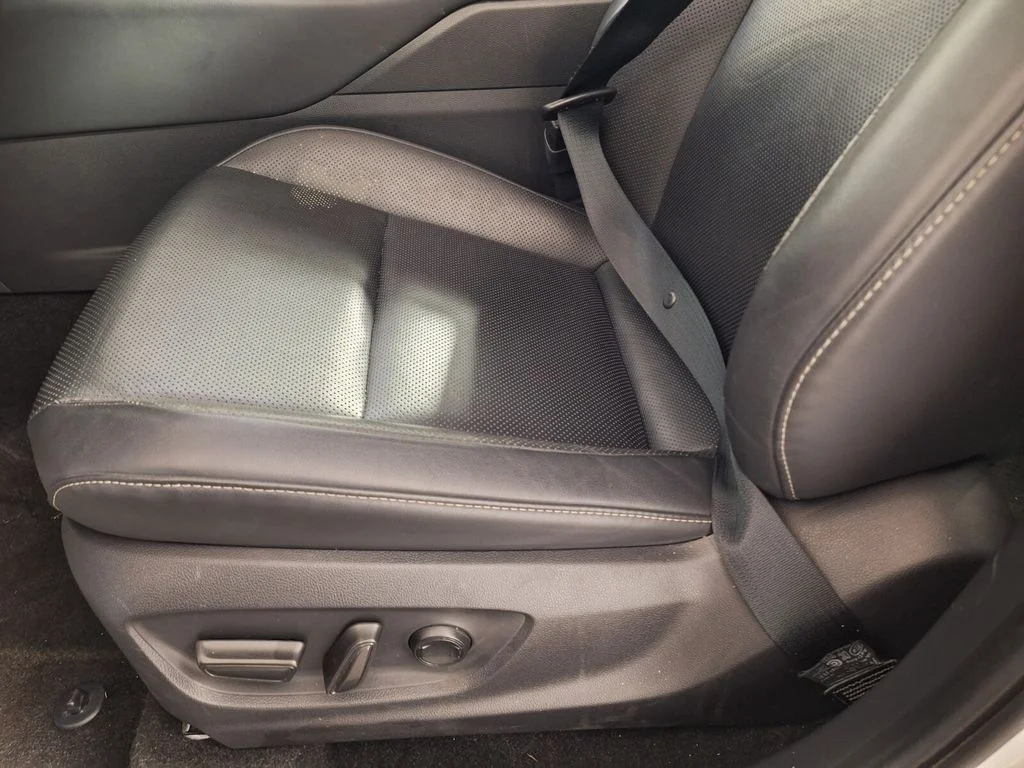 Used 2024 White Toyota Limited image 33