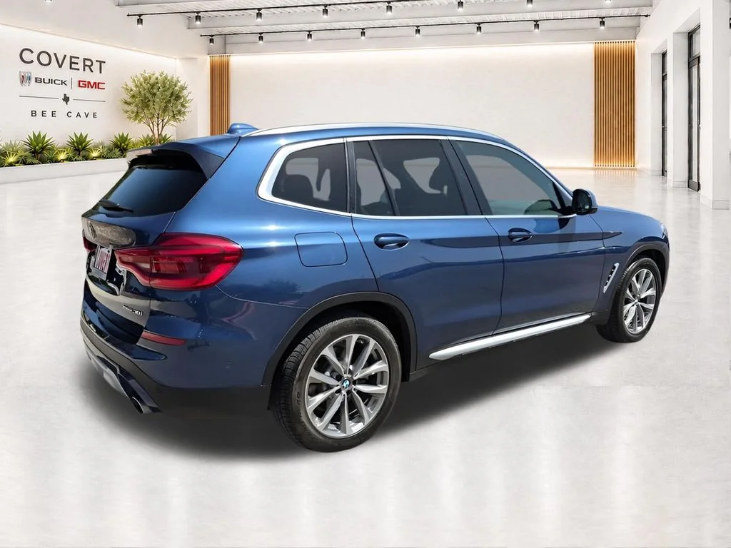Used 2019 Blue BMW xDrive30i image 16
