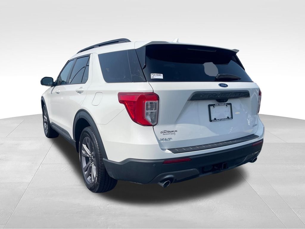 Used 2023 White Ford XLT image 3