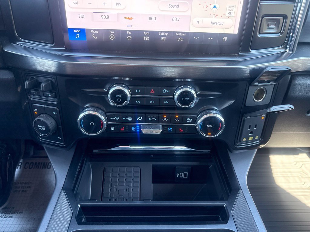 New 2026 Oxford White Ford Lariat image 26