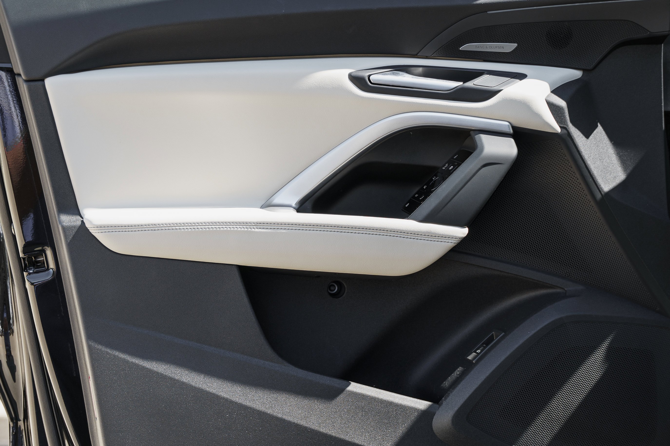New 2026 MYTHOS BLACK Audi Premium Plus image 22