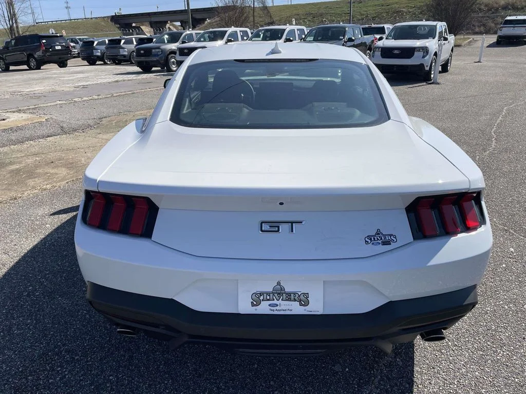 New 2026 White Ford GT image 4