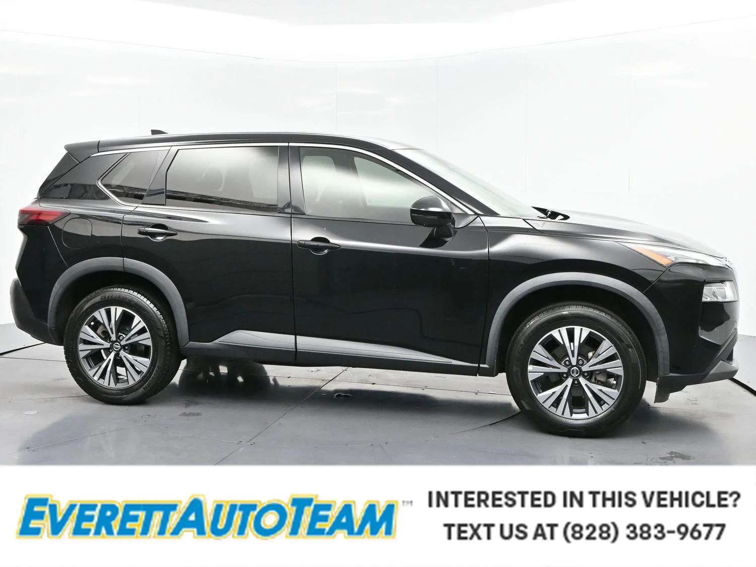 Used 2021 Super Black Nissan SV image 1
