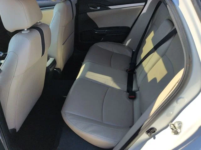 Used 2020 White Honda EX-L image 28