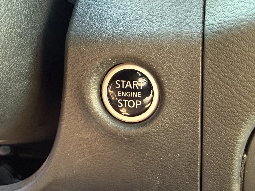 Used 2024  Nissan SV image 29