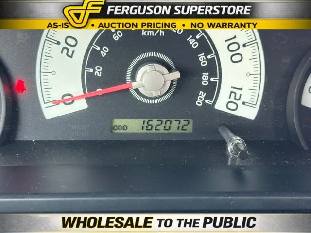 Used 2007 White Toyota Base image 12